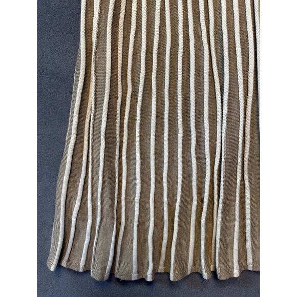 NWT Robbie Bee Rib Pleated Sweater Dress Tan/White Women’s Med - Picture 5 of 13